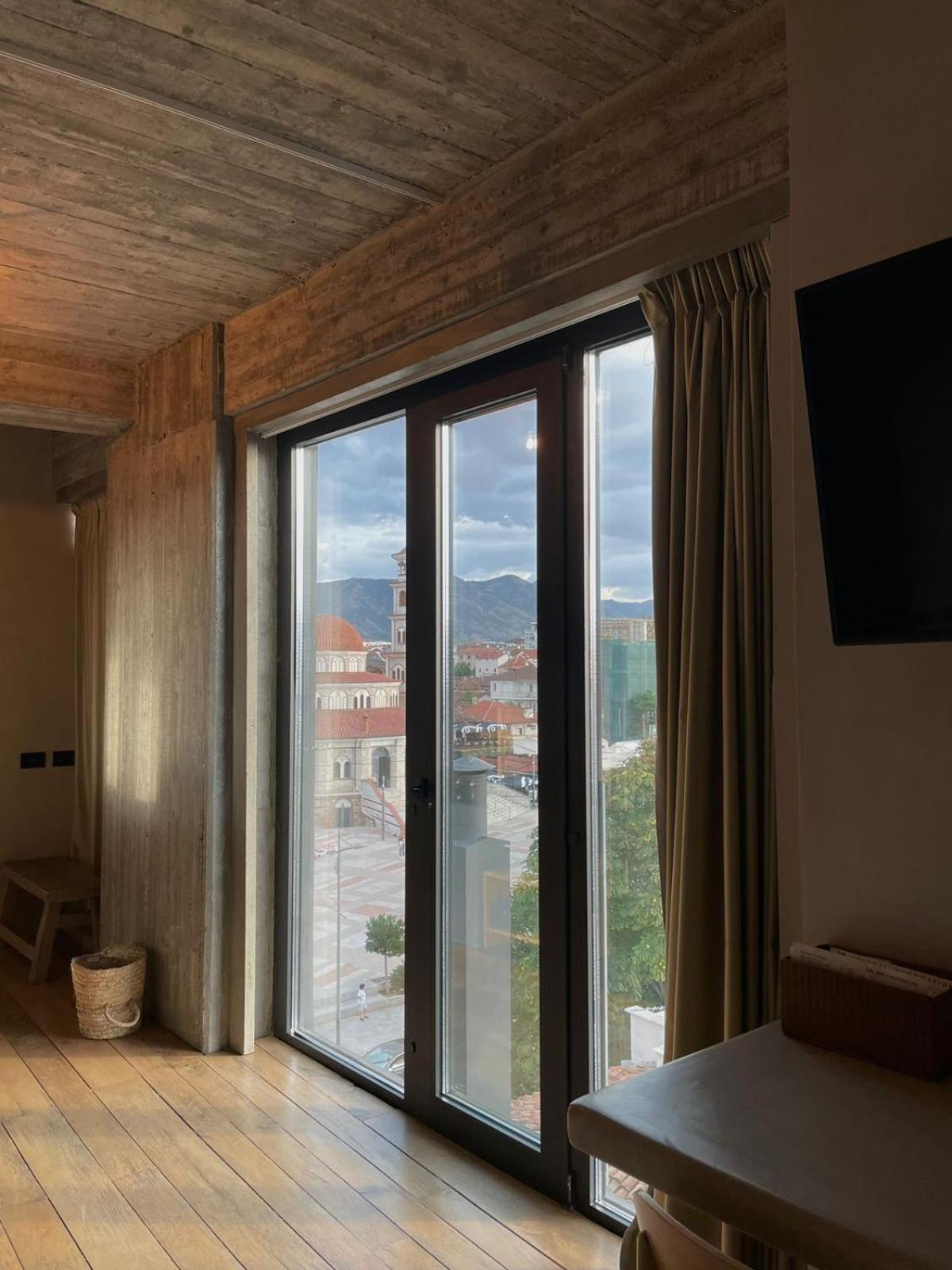 קורצ'ה In Gallery Hotel & Spa מראה חיצוני תמונה