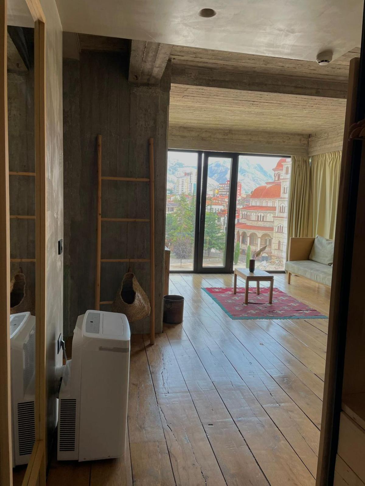 קורצ'ה In Gallery Hotel & Spa מראה חיצוני תמונה